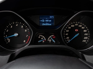 Хетчбэк Ford Focus 2013 года, 935000 рублей, Краснодар