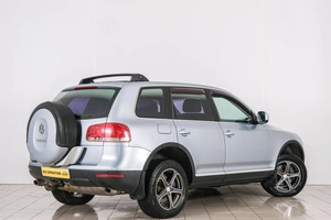 Внедорожник Volkswagen Touareg 2006 года, 899000 рублей, Красноярск