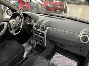 Хетчбэк Renault Sandero 2011 года, 697000 рублей, Солонцы