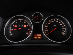 Хетчбэк Opel Astra 2011 года, 634000 рублей, Воронеж