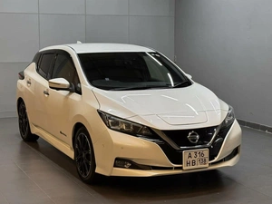 Хетчбэк Nissan Leaf 2019 года, 1947000 рублей, Красноярск