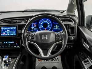 Универсал Honda Shuttle 2017 года, 1150000 рублей, Красноярск