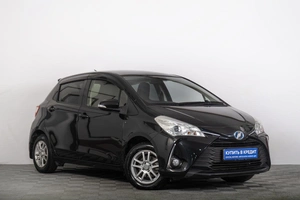 Хетчбэк Toyota Vitz 2017 года, 1279000 рублей, Томск