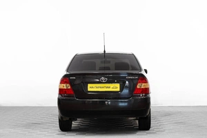 Седан Toyota Corolla 2002 года, 599000 рублей, Барнаул