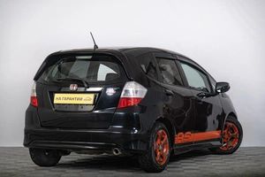 Хетчбэк Honda Fit 2008 года, 599000 рублей, Томск