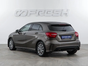 Хетчбэк Mercedes-benz A-класс 2014 года, 1495046 рублей, Москва