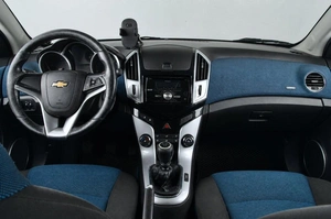 Седан Chevrolet Cruze 2013 года, 819000 рублей, Челябинск