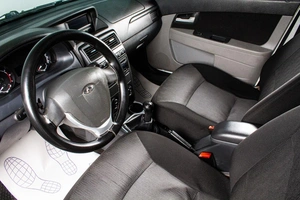 Седан ВАЗ (LADA) Priora 2015 года, 619000 рублей, Сургут