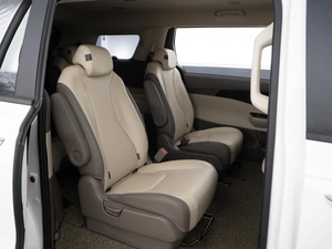 Минивэн Kia Carnival 2021 года, 4238888 рублей, Москва