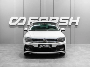 Внедорожник Volkswagen Tiguan 2017 года, 2349000 рублей, Тюмень