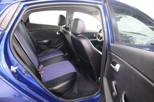 Седан Kia Rio 2011 года, 730000 рублей, Брянск