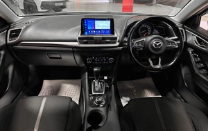 Хетчбэк Mazda Axela 2016 года, 1347000 рублей, Красноярск