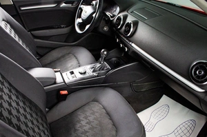 Седан Audi A3 2013 года, 1259000 рублей, Сургут