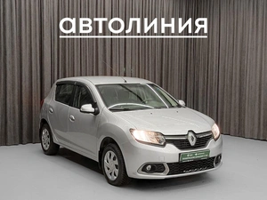 Хетчбэк Renault Sandero 2015 года, 680000 рублей, Красноярск