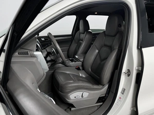 Внедорожник Porsche Cayenne 2010 года, 2389900 рублей, Казань
