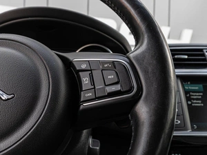 Внедорожник Jaguar F-Pace 2016 года, 2230000 рублей, Краснодар