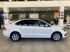 Седан Volkswagen Polo 2013 года, 860000 рублей, Орёл