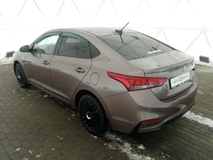Седан Hyundai Solaris 2018 года, 1430000 рублей, Клинцы