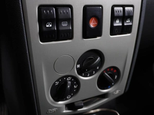 Седан Renault Logan 2009 года, 469000 рублей, Воронеж