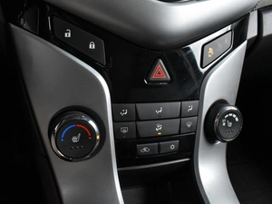 Хетчбэк Chevrolet Cruze 2012 года, 859000 рублей, Воронеж