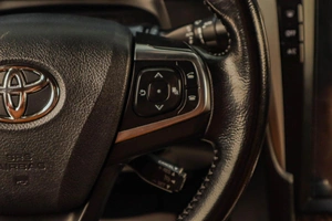 Седан Toyota Camry 2016 года, 1759000 рублей, Челябинск