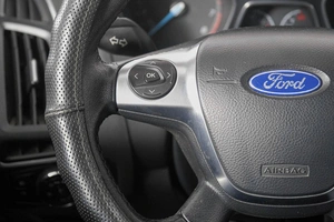 Седан Ford Focus 2012 года, 899000 рублей, Кемерово