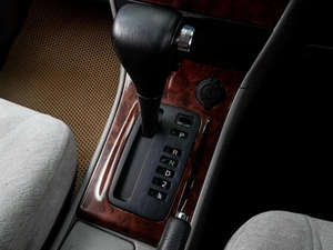 Седан Toyota Corolla 2002 года, 539000 рублей, Тюмень