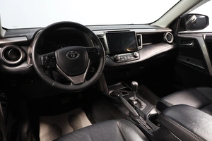 Внедорожник Toyota RAV4 2017 года, 2599000 рублей, Новосибирск