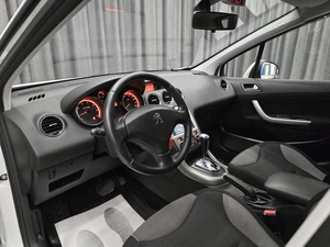 Хетчбэк Peugeot 308 2012 года, 549000 рублей, Красноярск