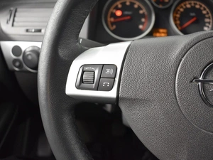 Хетчбэк Opel Astra 2014 года, 648200 рублей, Казань