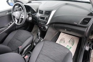 Седан Hyundai Solaris 2016 года, 1249000 рублей, Красноярск