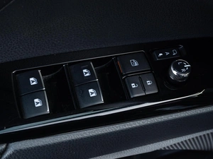 Седан Toyota Camry 2018 года, 2835000 рублей, Самара