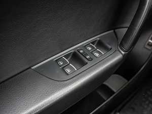 Внедорожник Volkswagen Touareg 2012 года, 1970000 рублей, Краснодар