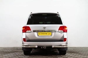 Внедорожник Toyota Land Cruiser 2012 года, 3299000 рублей, Сургут