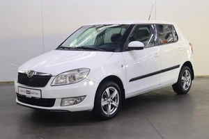 Хэтчбек Skoda Fabia 2011 года, 680000 рублей, Брянск