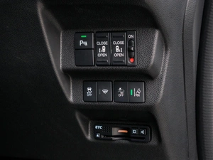 Минивэн Honda Freed 2018 года, 1970000 рублей, Большой Сочи