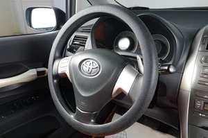 Хетчбэк Toyota Auris 2008 года, 699000 рублей, Тюмень