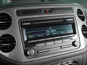 Внедорожник Volkswagen Tiguan 2011 года, 1449000 рублей, Воронеж