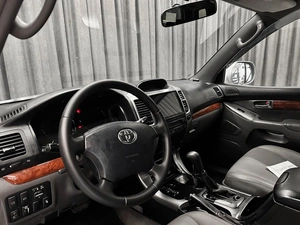 Внедорожник Toyota Land Cruiser Prado 2006 года, 2079000 рублей, Красноярск