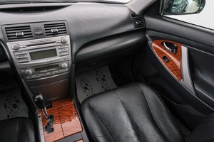 Седан Toyota Camry 2010 года, 1339000 рублей, Красноярск