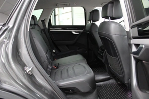 Внедорожник Volkswagen Touareg 2019 года, 4850000 рублей, Красноярск