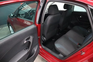Седан Volkswagen Polo 2019 года, 1095000 рублей, Курск