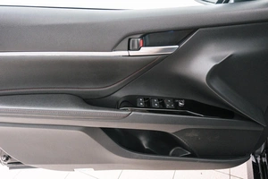 Седан Toyota Camry 2020 года, 3199000 рублей, Красноярск