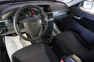 Седан ВАЗ (LADA) Priora 2016 года, 629000 рублей, Омск