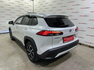 Внедорожник Toyota Corolla Cross 2024 года, 2890000 рублей, Красноярск