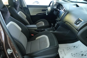 Хетчбэк Kia Ceed 2012 года, 949000 рублей, Омск