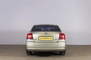 Седан Toyota Avensis 2005 года, 699000 рублей, Новосибирск