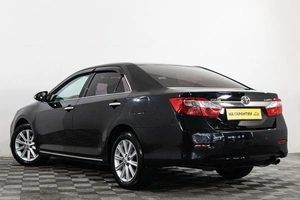 Седан Toyota Camry 2012 года, 1699000 рублей, Сургут