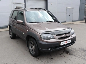 Внедорожник Chevrolet Niva 2016 года, 700000 рублей, Железногорск