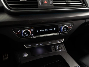 Внедорожник Audi Q5 2024 года, 5398999 рублей, Москва